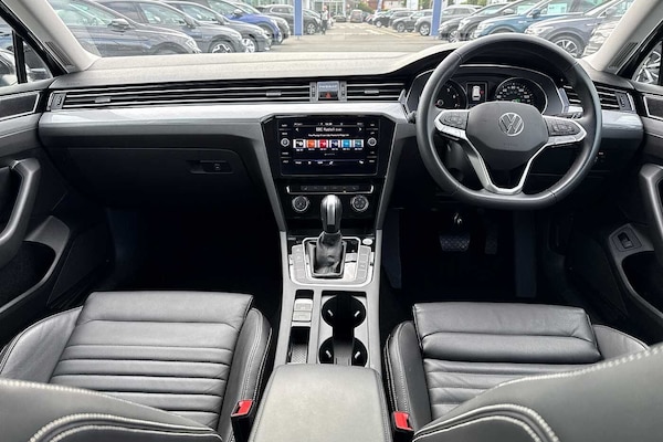 Used Volkswagen Passat 2023 for sale - 76228843: Photo 8