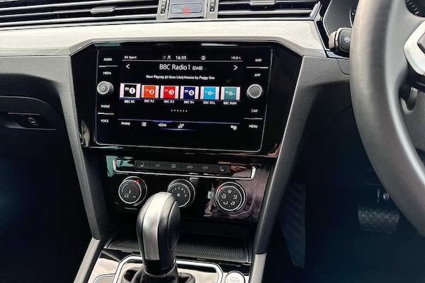 Used Volkswagen Passat 2023 for sale - 76228843: Photo 9