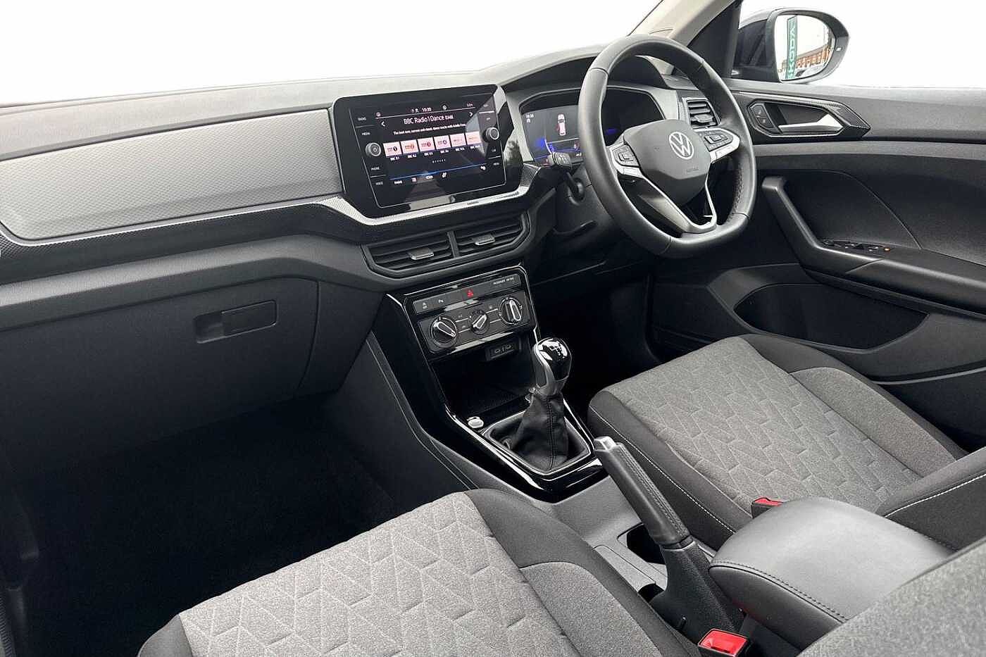 Used Volkswagen T-Cross 2024 for sale - 77525712: Photo 2