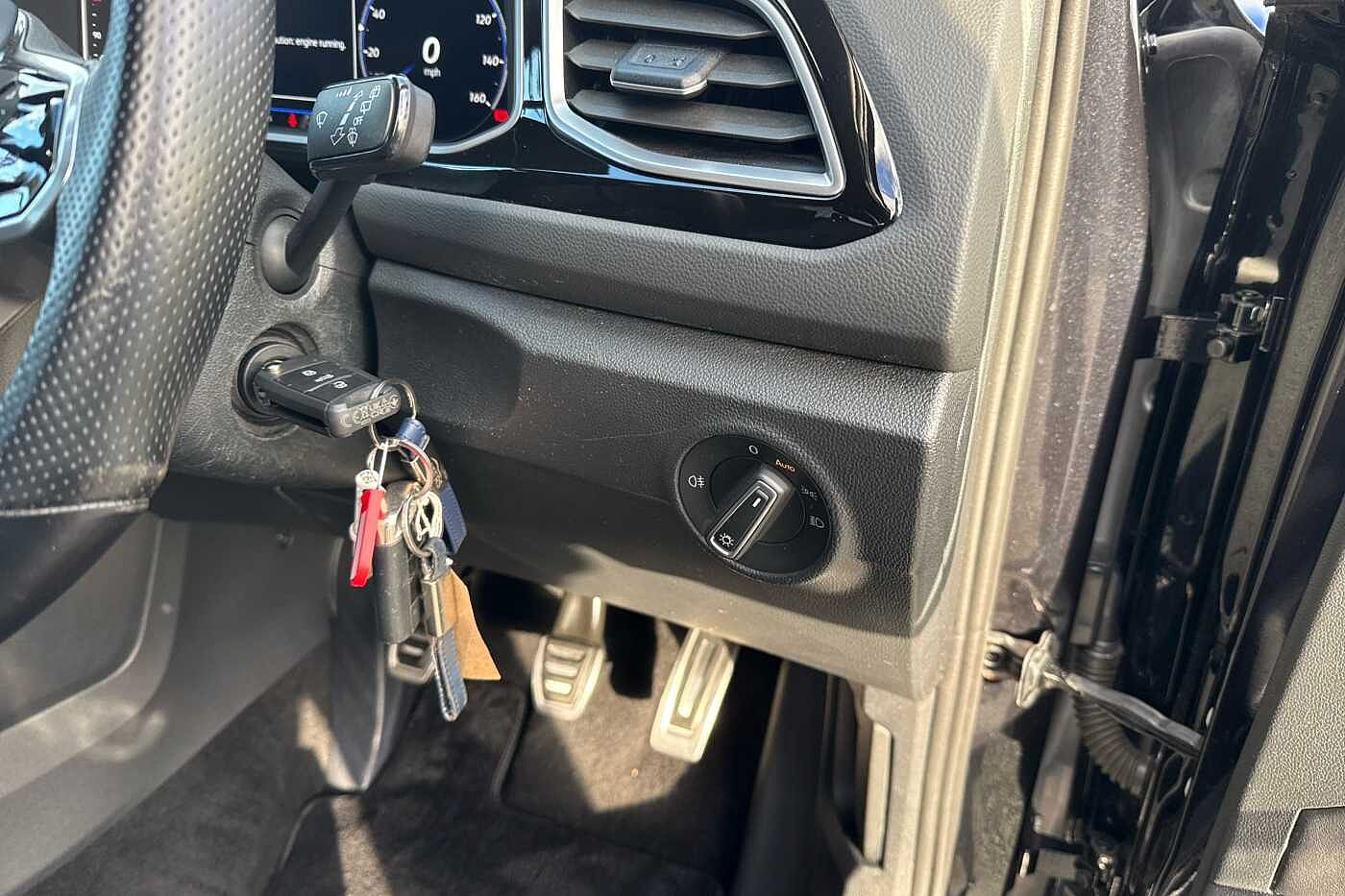 Used Volkswagen T-Roc 2022 for sale - 76539549: Photo 16