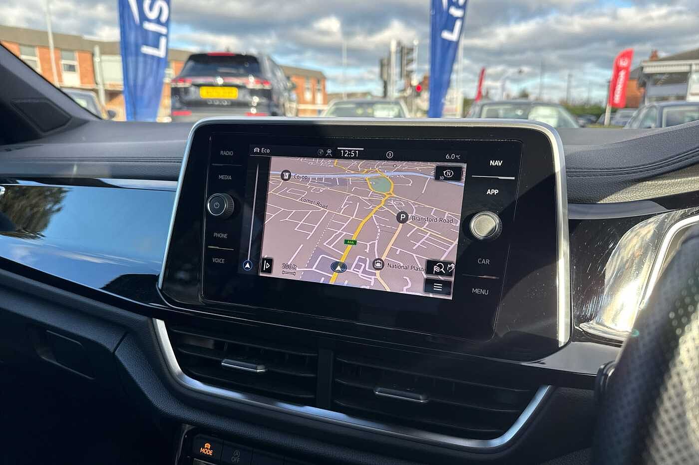 Used Volkswagen T-Roc 2022 for sale - 76539549: Photo 26