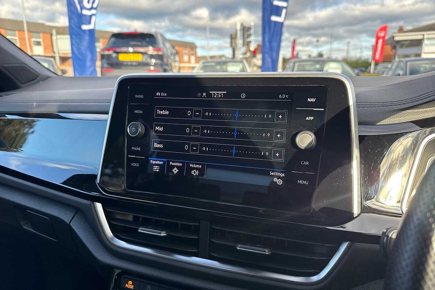 Used Volkswagen T-Roc 2022 for sale - 76539549: Photo 28