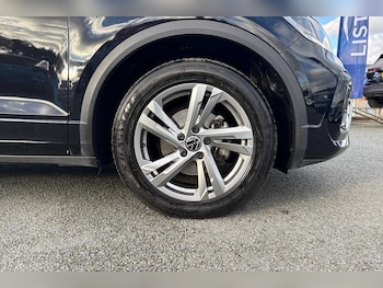 Used Volkswagen T-Roc 2022 for sale - 76539549: Photo