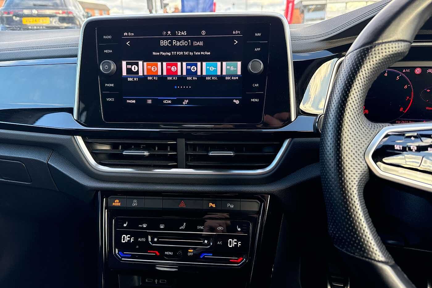 Used Volkswagen T-Roc 2022 for sale - 76539549: Photo 8