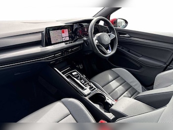 Used Volkswagen Golf 2024 for sale - 78948163: Photo