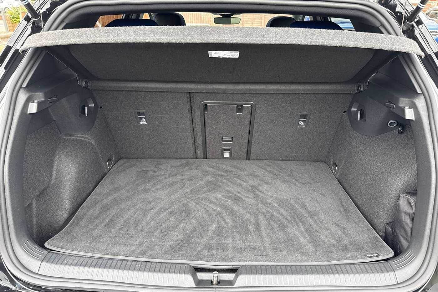 Used Volkswagen Golf 2025 for sale - 78049025: Photo 11