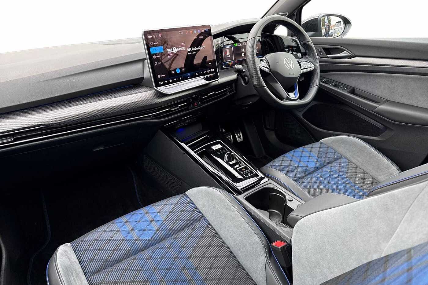 Used Volkswagen Golf 2025 for sale - 78049025: Photo 2