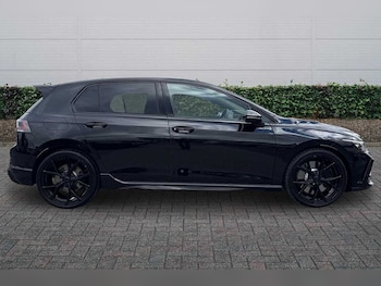 Used Volkswagen Golf 2025 for sale - 78049025: Photo