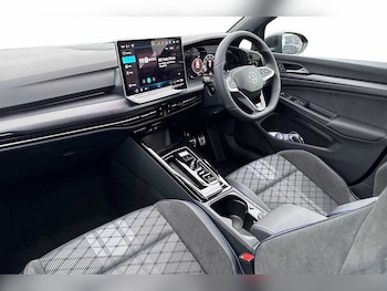 Used Volkswagen Golf 2026 for sale - 77205040: Photo