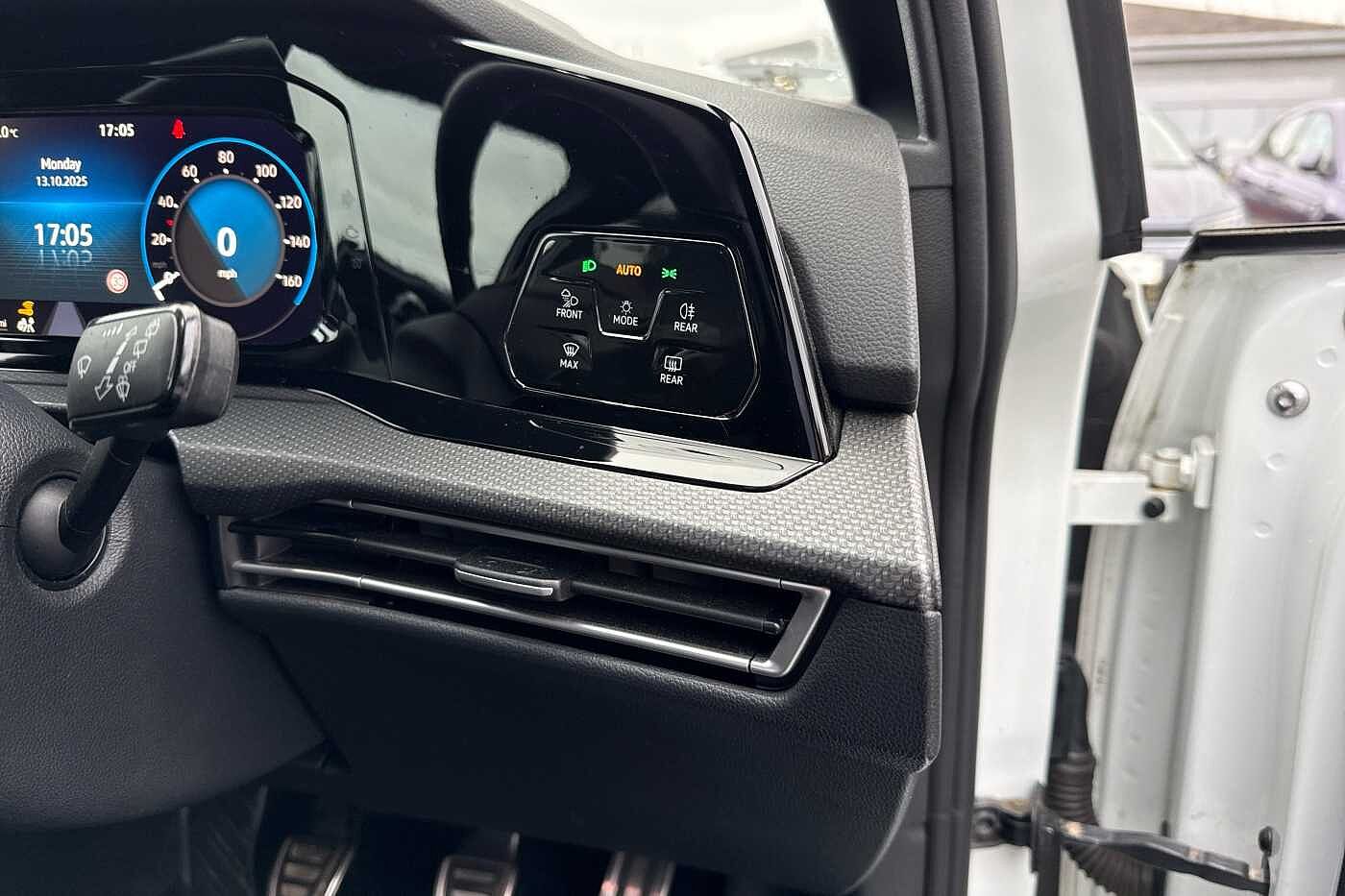 Used Volkswagen Golf 2021 for sale - 76261205: Photo 17