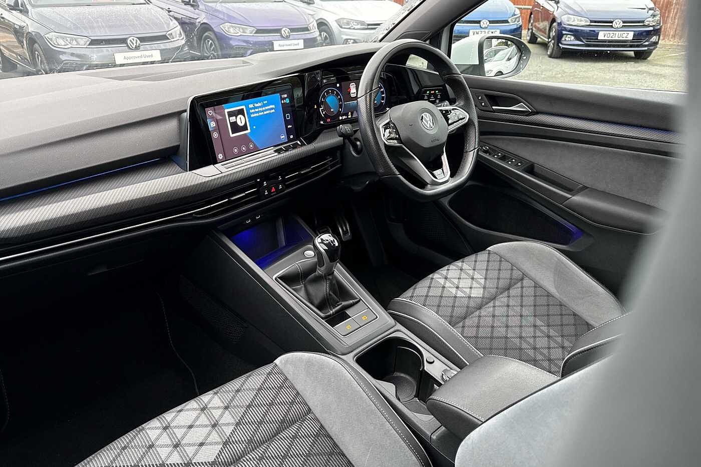 Used Volkswagen Golf 2021 for sale - 76261205: Photo 2