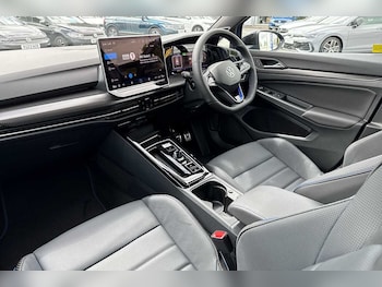 Used Volkswagen Golf 2025 for sale - 75479238: Photo