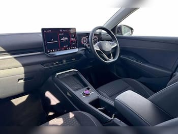 Used Volkswagen T-Roc 2026 for sale - 79338692: Photo