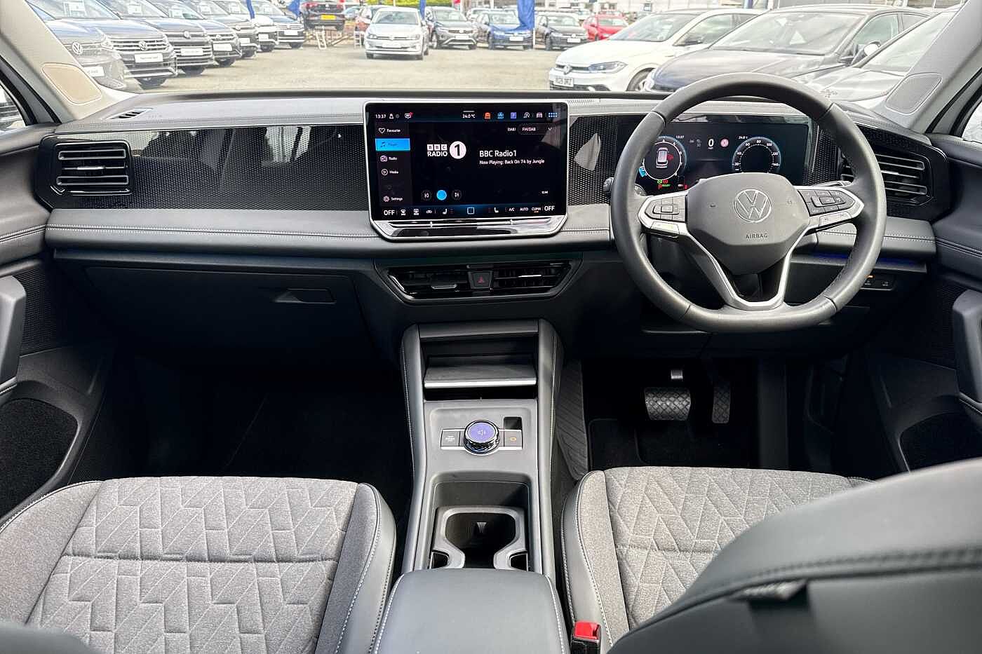 Used Volkswagen Tiguan 2024 for sale - 75403058: Photo 8