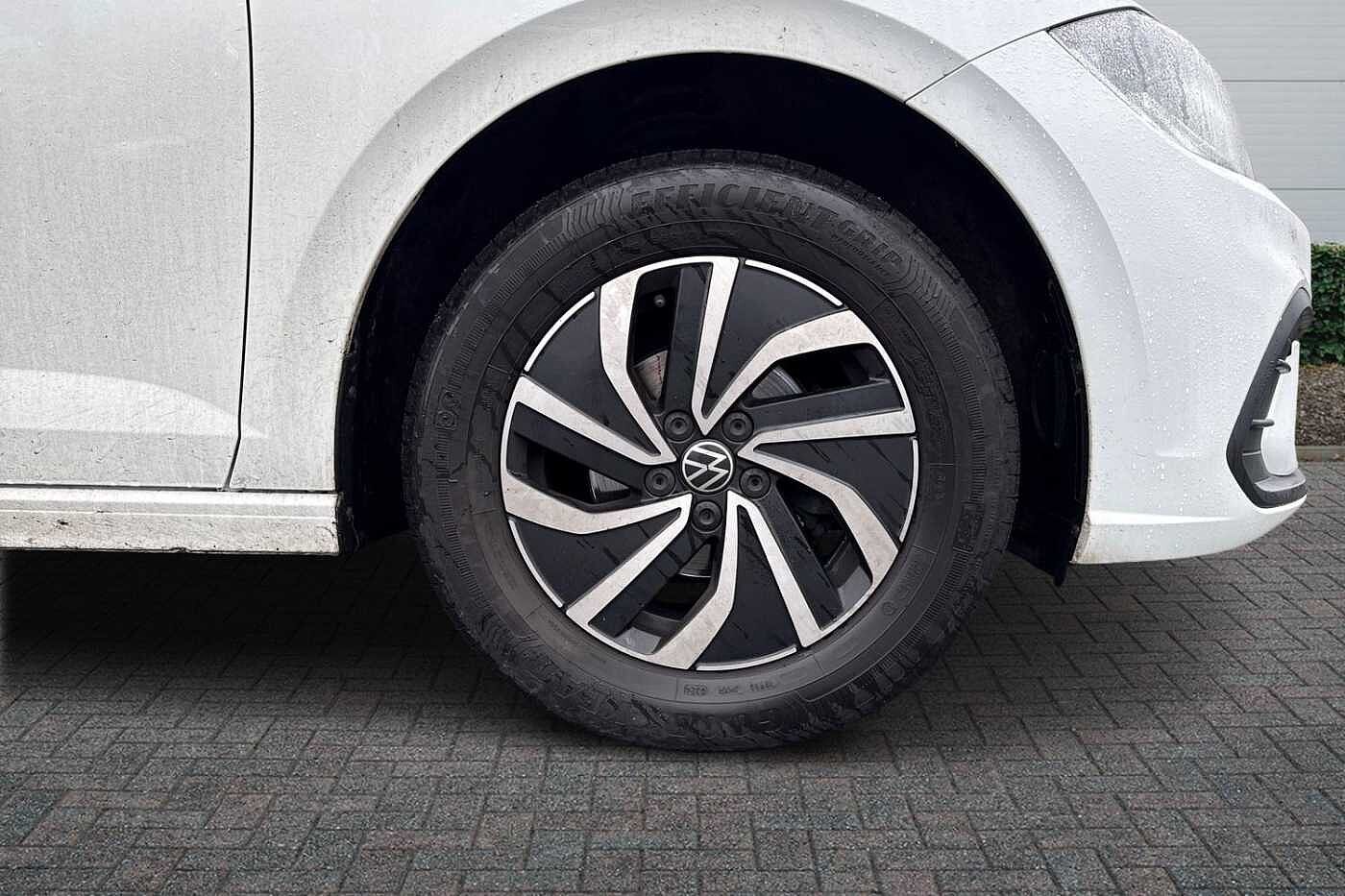 Used Volkswagen Polo 2024 for sale - 77124380: Photo 5