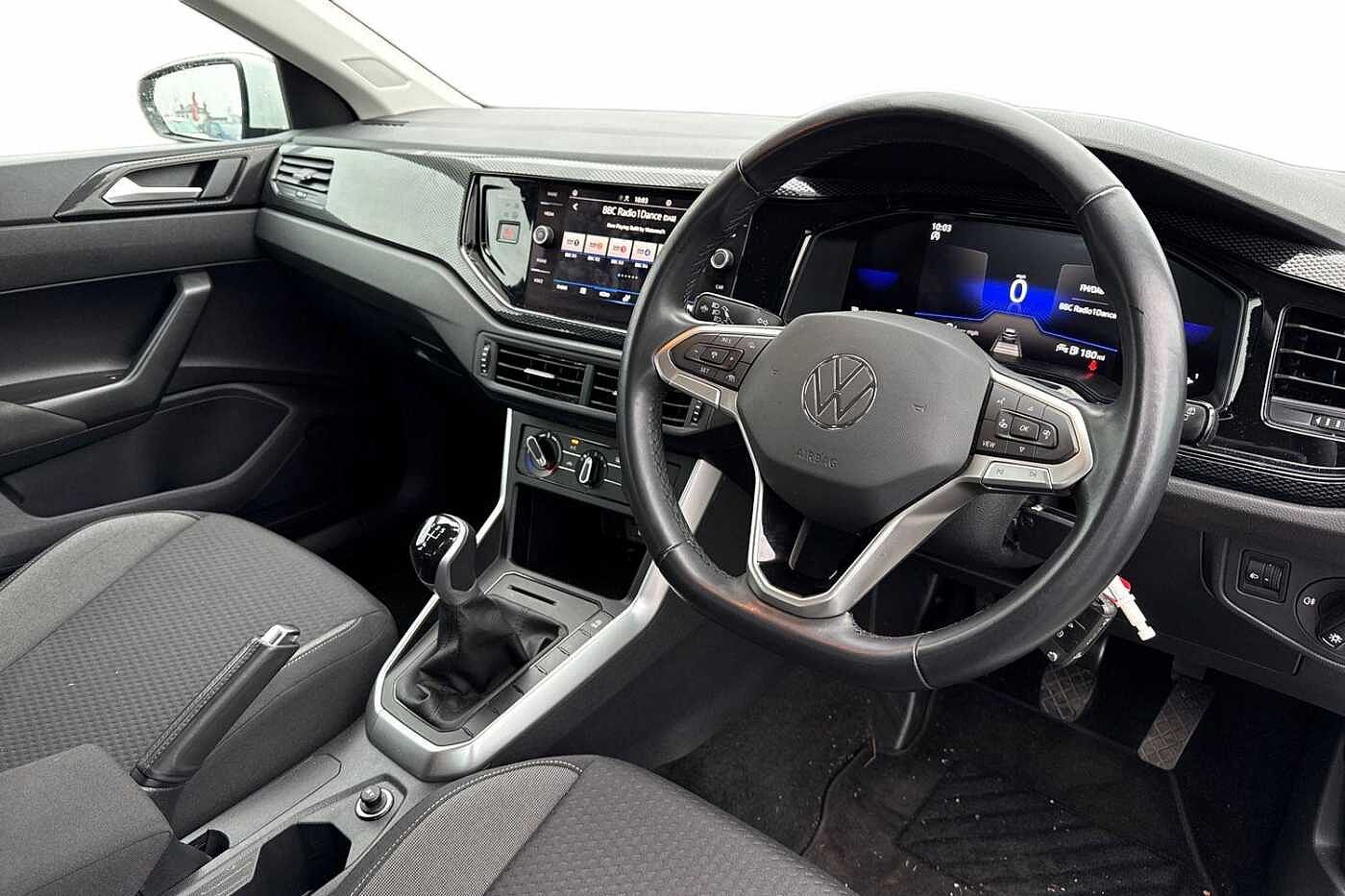 Used Volkswagen Polo 2024 for sale - 77124380: Photo 6