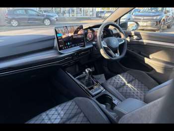 Used Volkswagen Golf 2024 for sale - 72972193: Photo