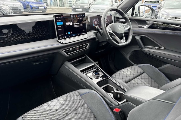 Used Volkswagen Tiguan 2024 for sale - 75450948: Photo 2