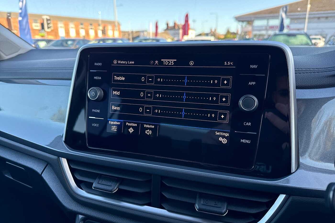 Used Volkswagen T-Roc 2023 for sale - 77397110: Photo 29