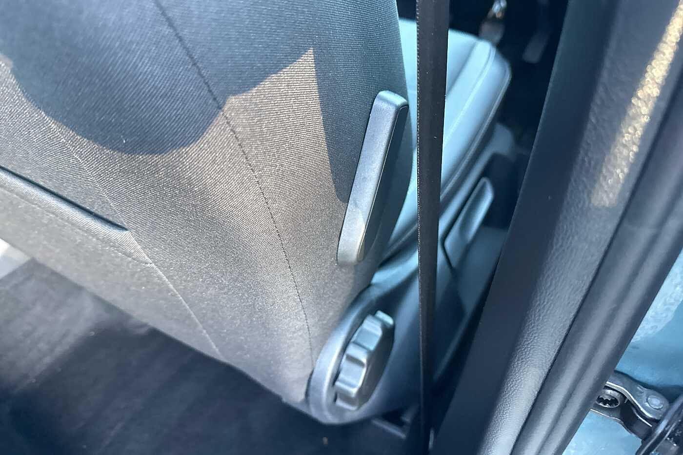 Used Volkswagen T-Roc 2023 for sale - 77397110: Photo 32