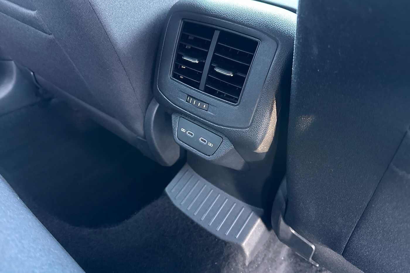 Used Volkswagen T-Roc 2023 for sale - 77397110: Photo 33