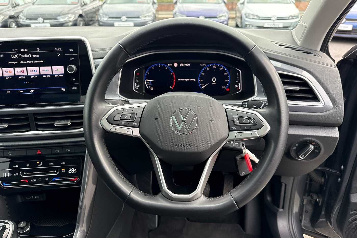 Used Volkswagen T-Roc 2023 for sale - 76285473: Photo 16