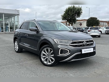 Used Volkswagen T-Roc 2023 for sale - 76285473: Photo