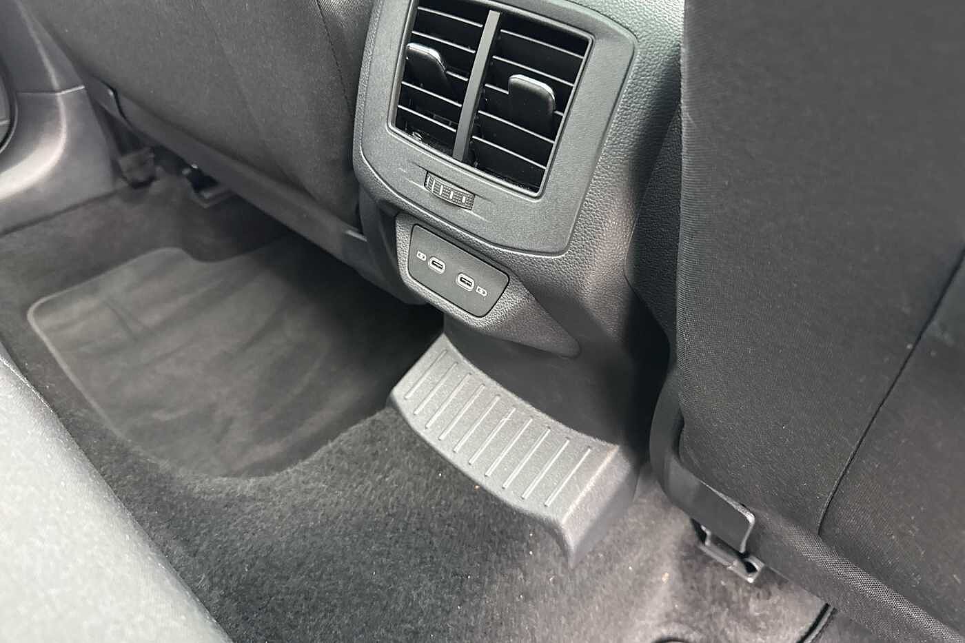 Used Volkswagen T-Roc 2023 for sale - 76285473: Photo 34