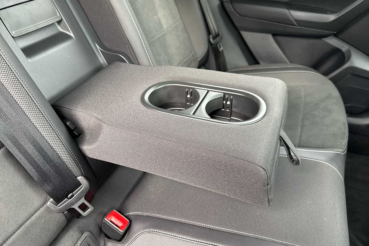Used Volkswagen T-Roc 2023 for sale - 76285473: Photo 35