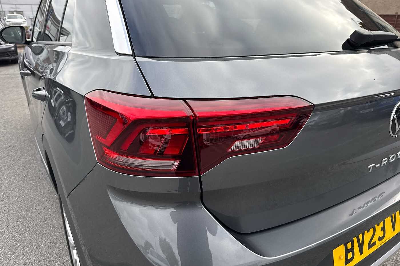 Used Volkswagen T-Roc 2023 for sale - 76285473: Photo 44