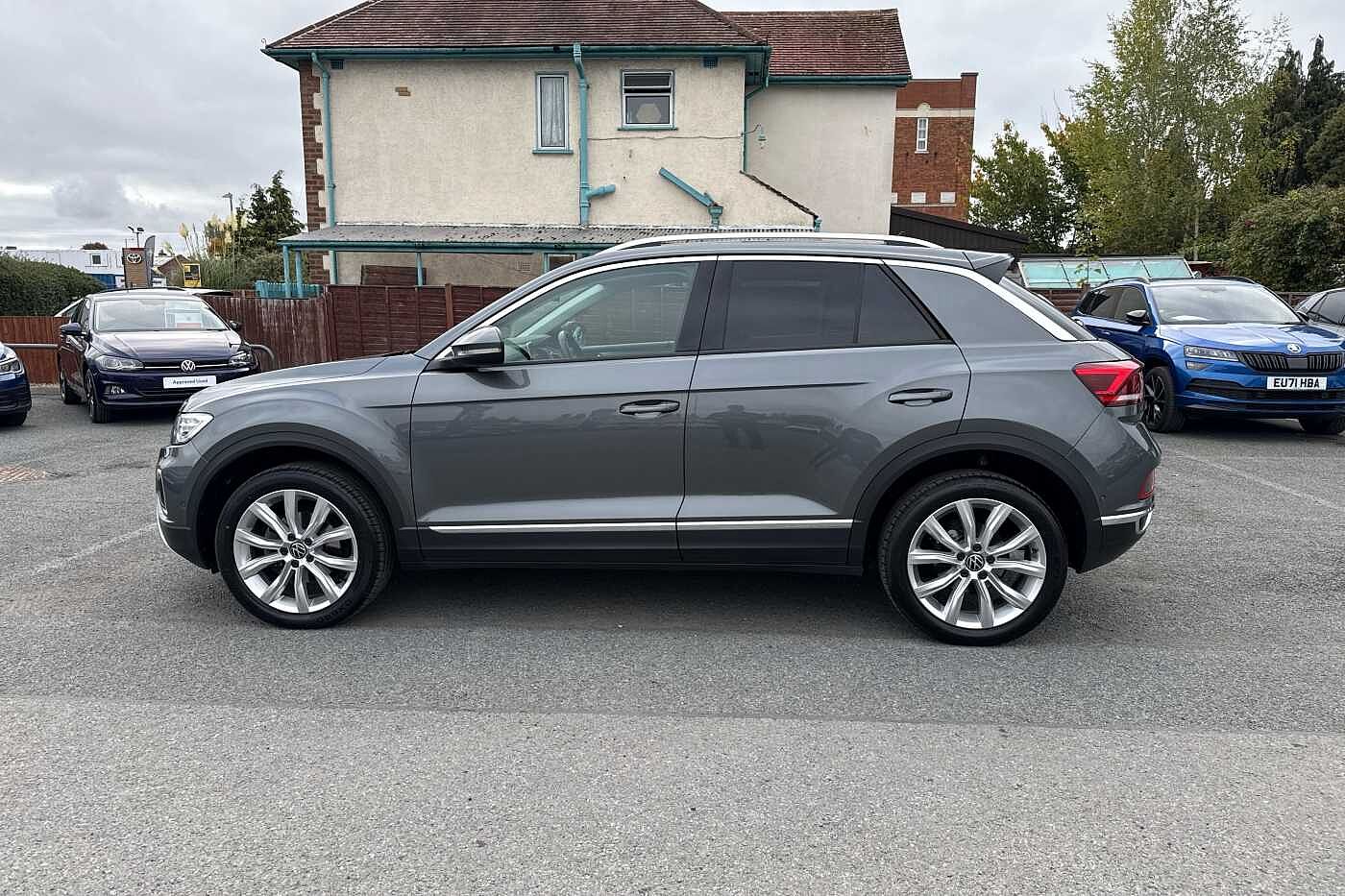 Used Volkswagen T-Roc 2023 for sale - 76285473: Photo 47