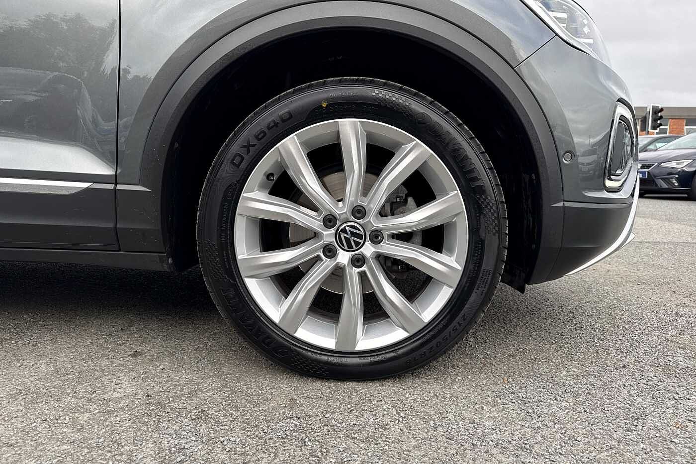Used Volkswagen T-Roc 2023 for sale - 76285473: Photo 5