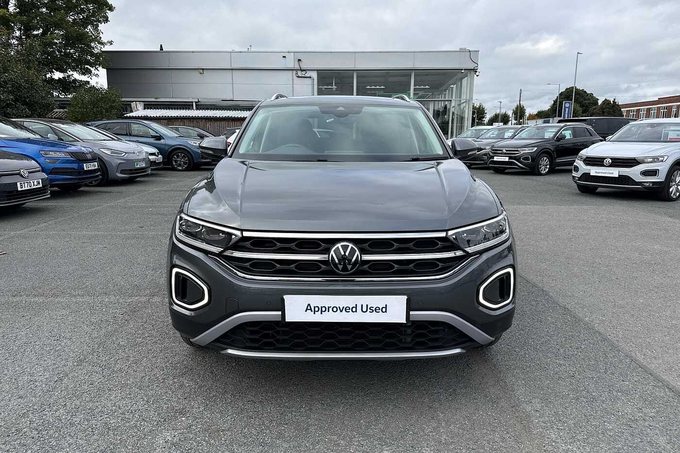 Used Volkswagen T-Roc 2023 for sale - 76285473: Photo 50