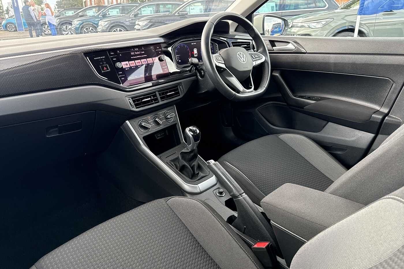 Used Volkswagen Polo 2022 for sale - 76609258: Photo 2