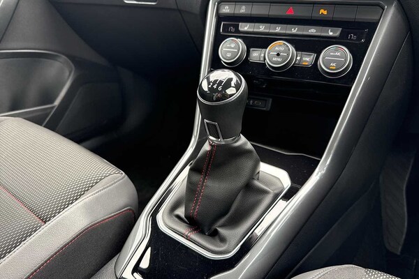 Used Volkswagen T-Roc 2022 for sale - 76086173: Photo 10
