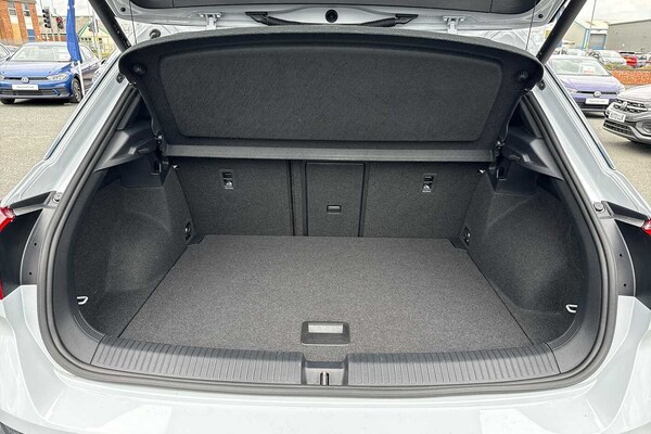 Used Volkswagen T-Roc 2022 for sale - 76086173: Photo 12