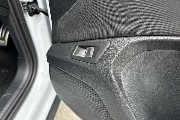 Used Volkswagen T-Roc 2022 for sale - 76086173: Photo 17