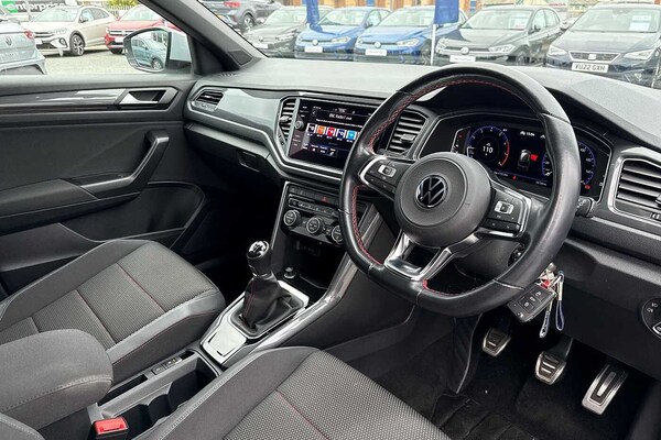 Used Volkswagen T-Roc 2022 for sale - 76086173: Photo 6