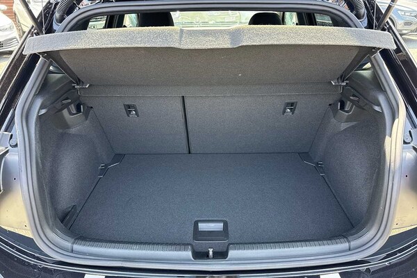 Used Volkswagen Polo 2024 for sale - 75521675: Photo 12