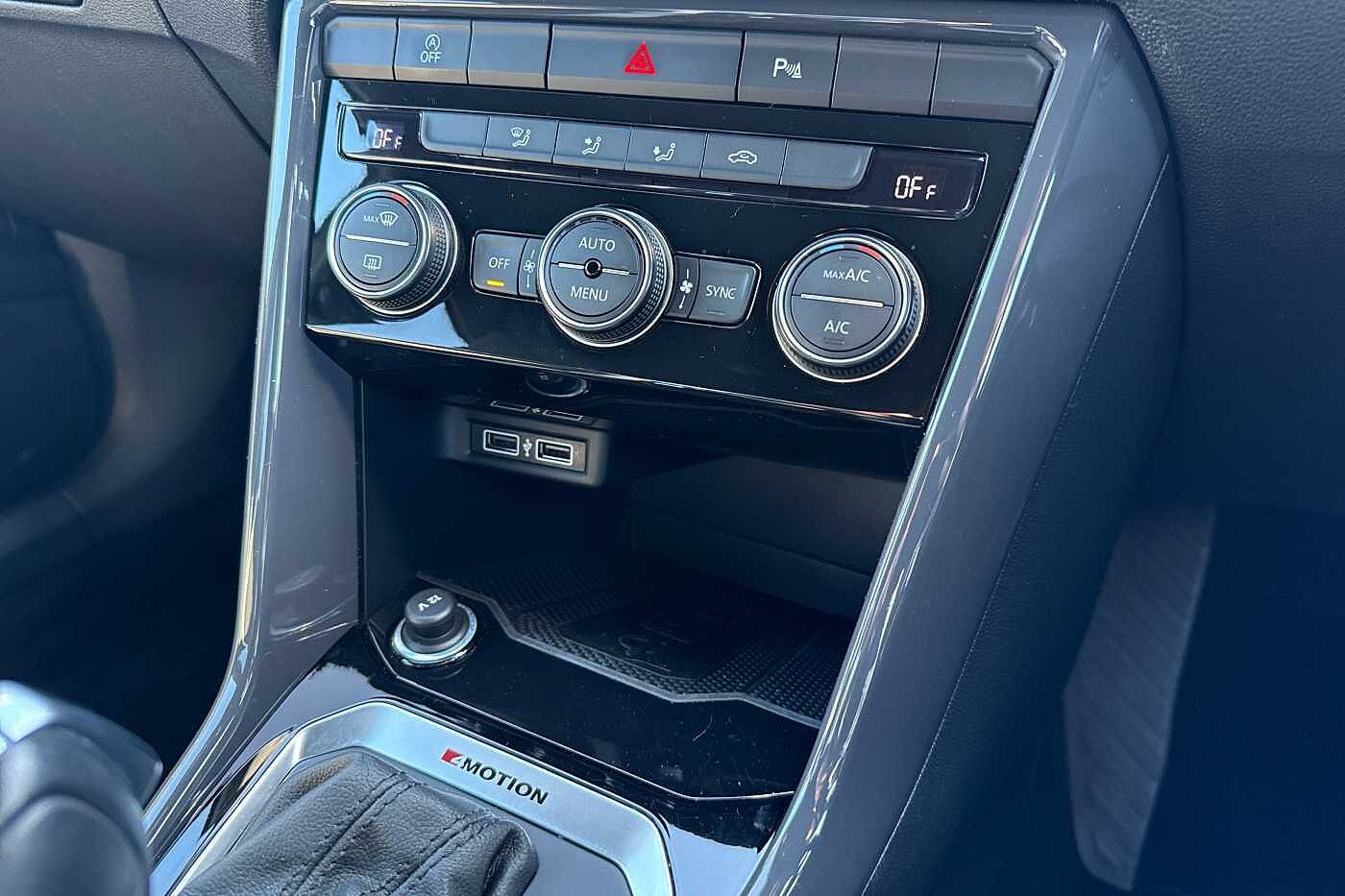 Used Volkswagen T-Roc 2018 for sale - 76033212: Photo 22