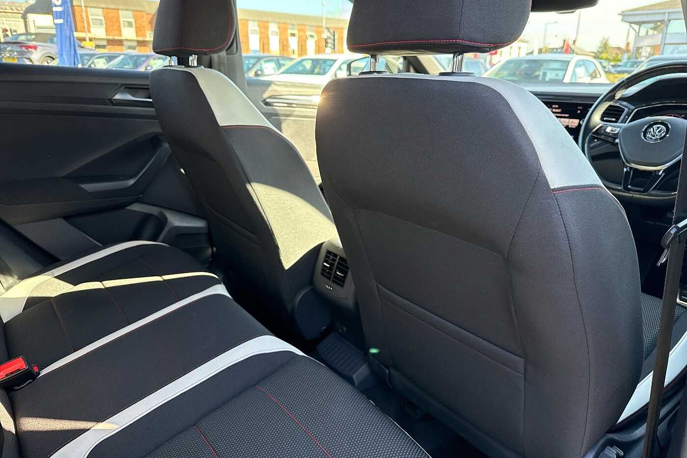 Used Volkswagen T-Roc 2018 for sale - 76033212: Photo 30