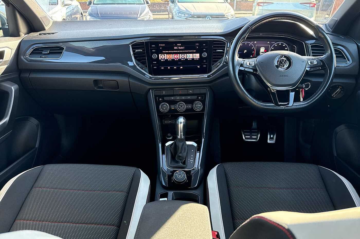 Used Volkswagen T-Roc 2018 for sale - 76033212: Photo 8