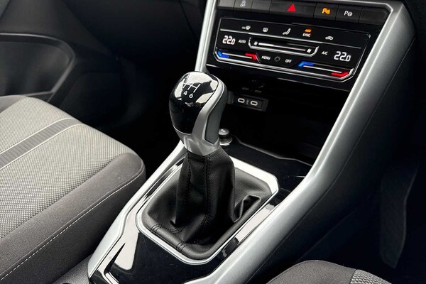 Used Volkswagen T-Roc 2023 for sale - 76228853: Photo 10