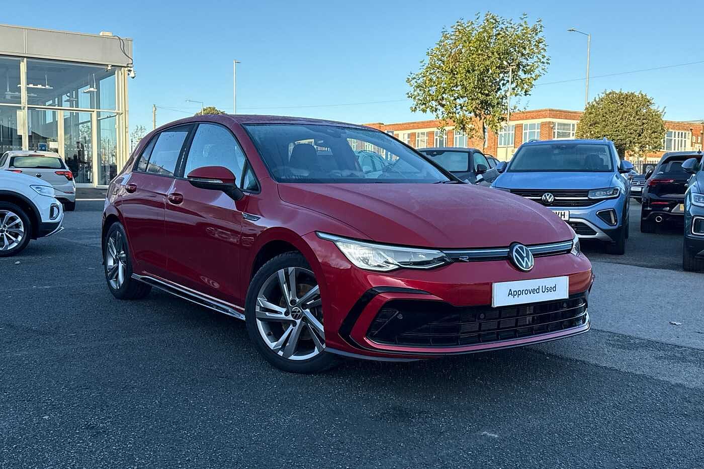 Used Volkswagen Golf 2024 for sale - 76586526: Photo 1