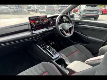 Used Volkswagen Golf 2025 for sale - 74946877: Photo