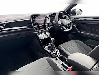 Used Volkswagen T-Roc 2026 for sale - 77826173: Photo