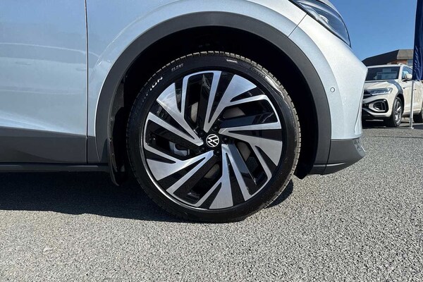 Used Volkswagen ID.4 2025 for sale - 75128431: Photo 5