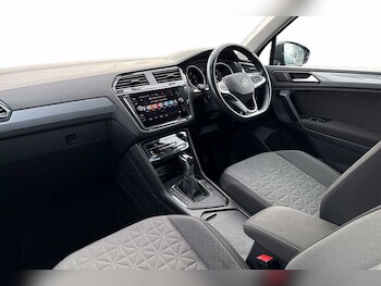 Used Volkswagen Tiguan 2021 for sale - 77030951: Photo