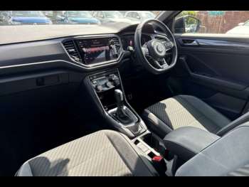 Used Volkswagen T-Roc 2019 for sale - 74910154: Photo