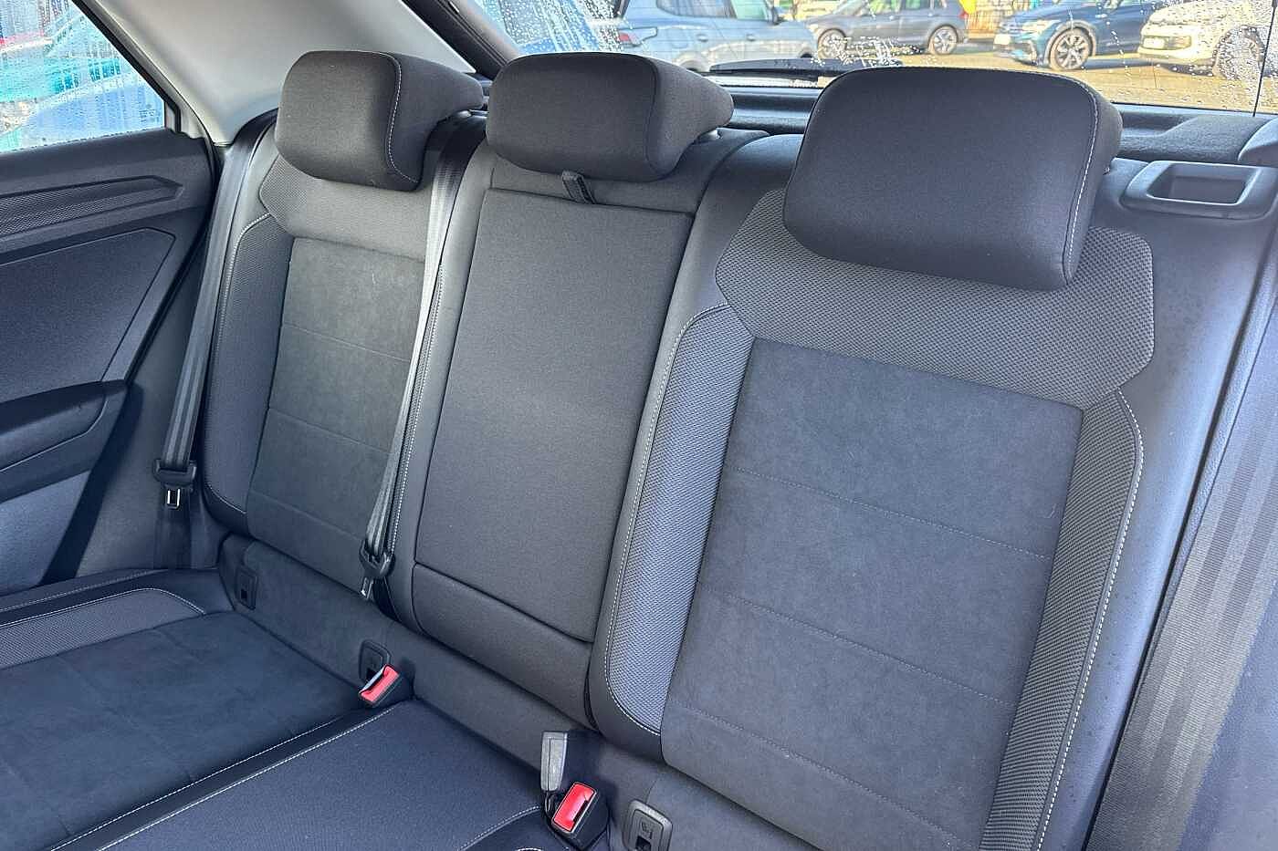 Used Volkswagen T-Roc 2022 for sale - 76692701: Photo 11